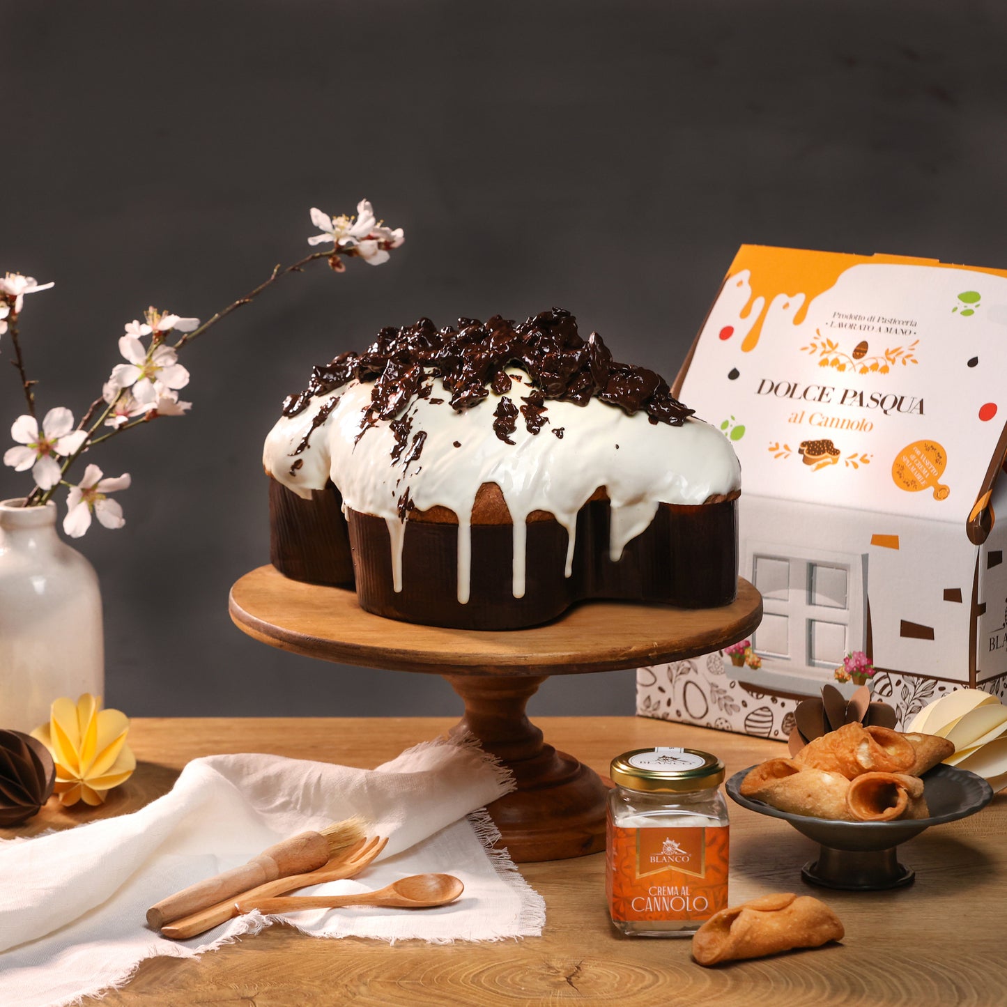 Blanco Ostern Colomba al Cannolo Siciliano 1 Kg + Crema al Cannolo 190g